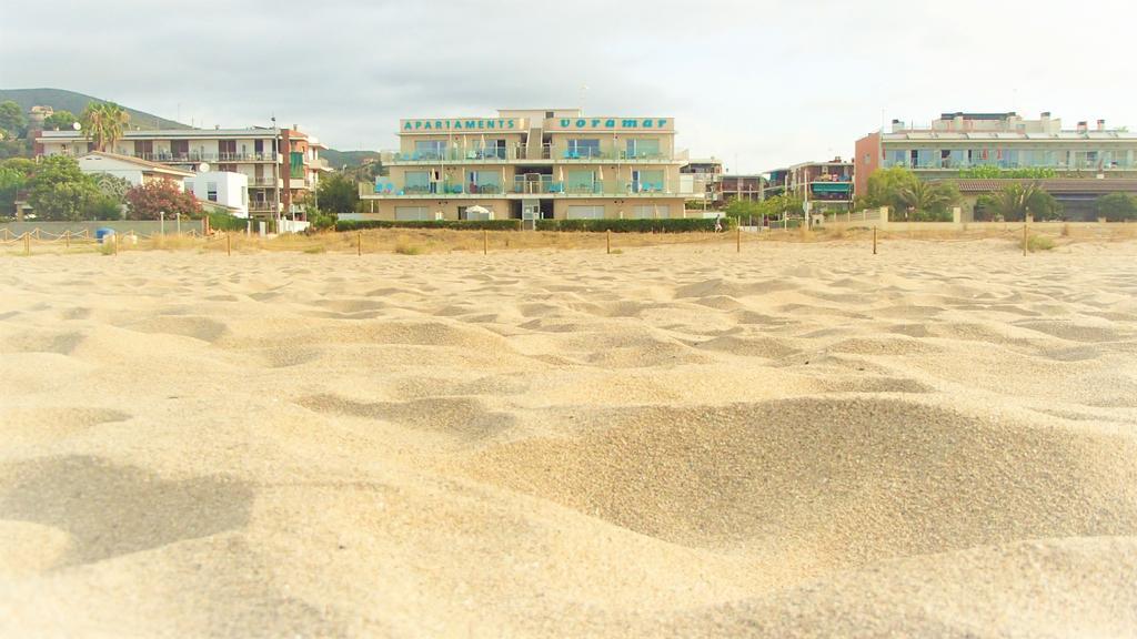 Apartamentos Voramar กาสเตย์เดเฟลส์ ภายนอก รูปภาพ