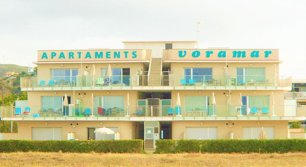 Apartamentos Voramar กาสเตย์เดเฟลส์ ภายนอก รูปภาพ